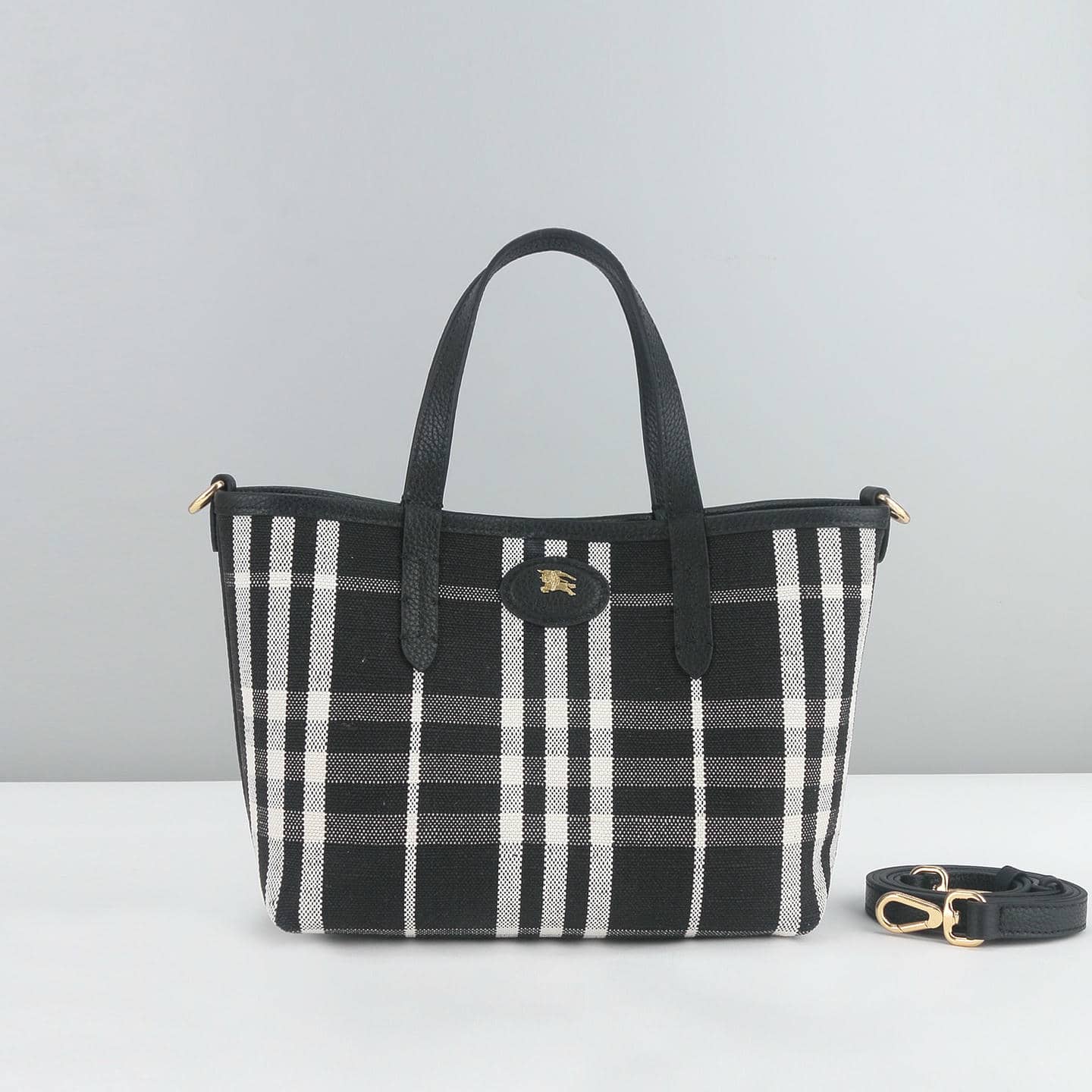 Burberry Bag 107
